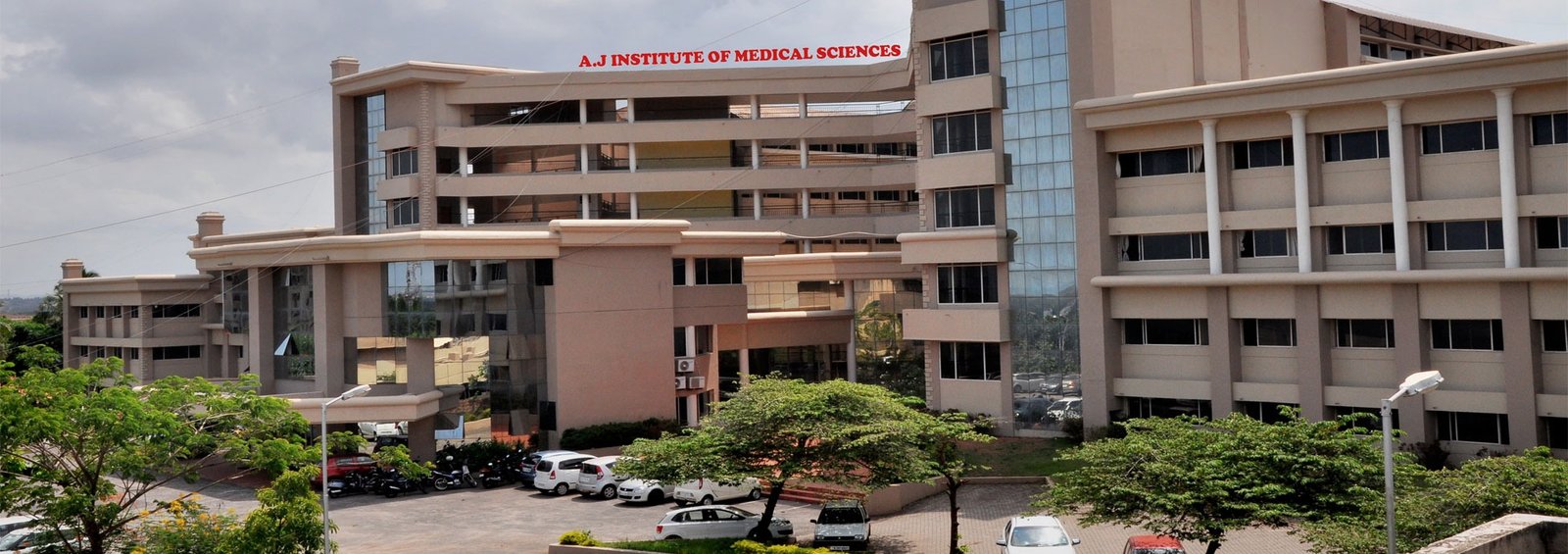 A J Institute of Medical Sciences & Research Centre, Mangalore